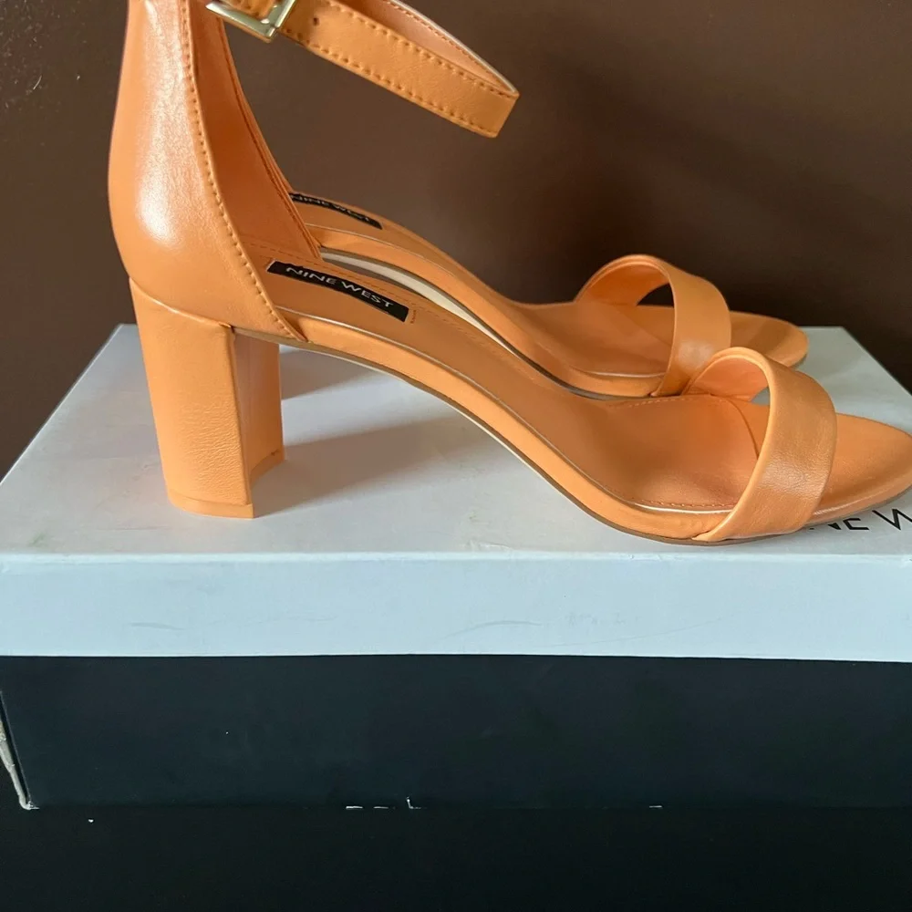 NINE WEST Women's Pruce Heeled Sandal Sz 9.5 M